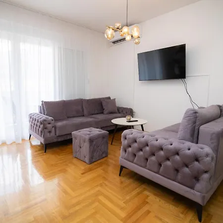 Delux * 트레빈예